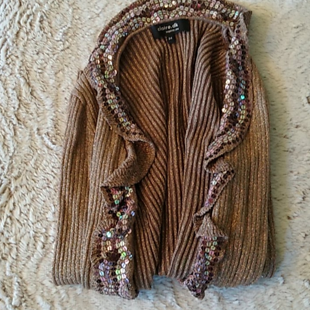 Claire.dk Cardigan Sweater - Picture 5 of 8